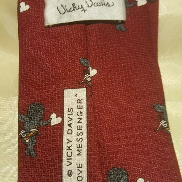 Vicky Davis "Love Messenger" Valentine's Tie - Picture 3 of 4